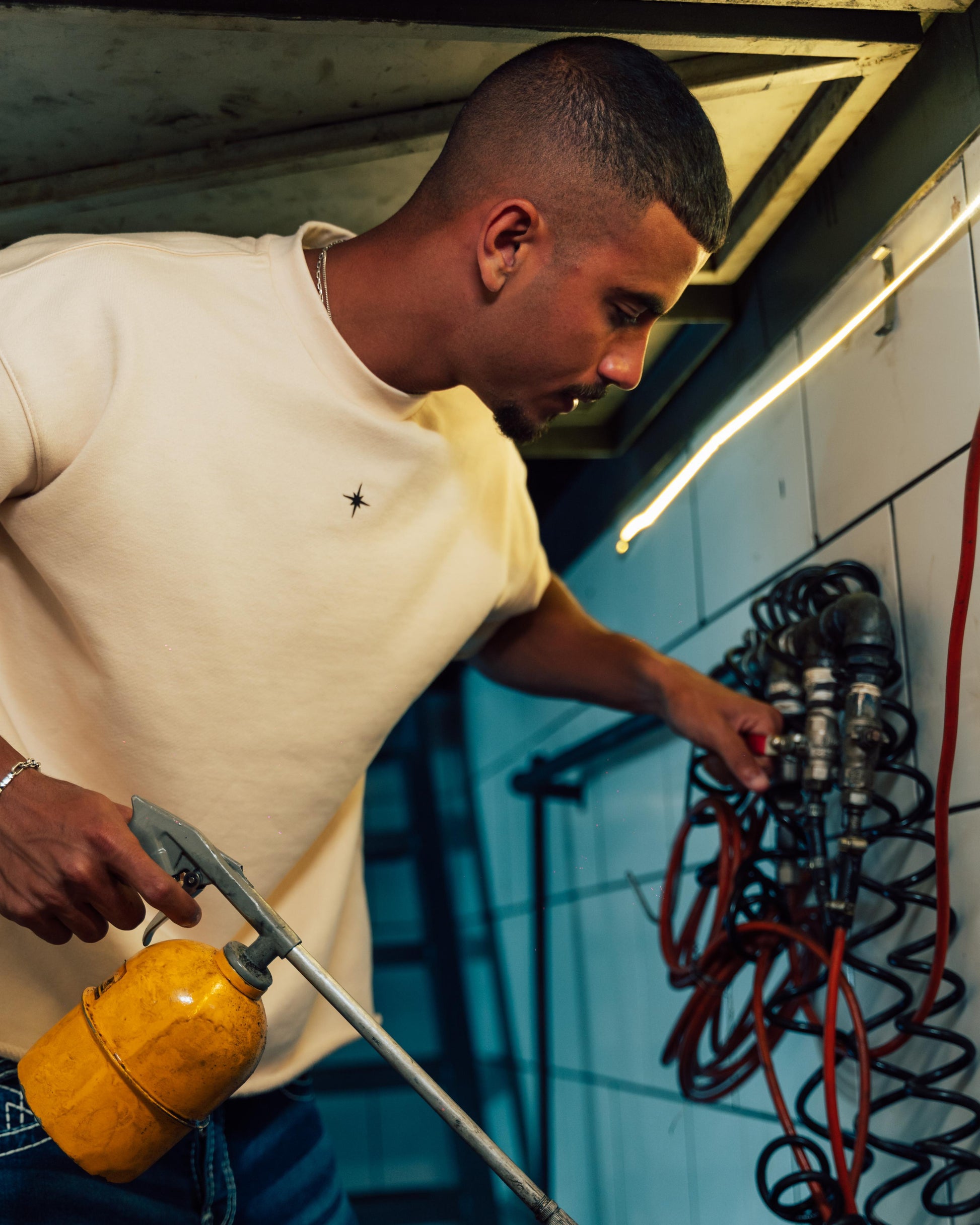 New Age Unfinished Tee Beige